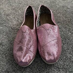 Pink sparkle TOMS. Size 9.